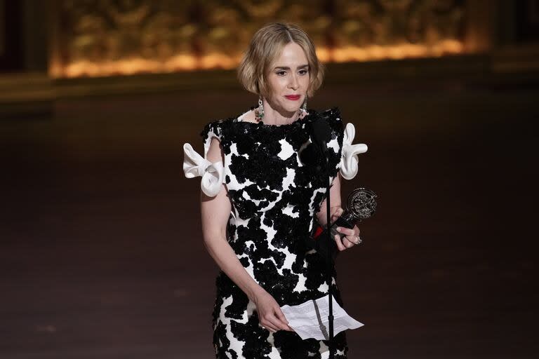 Sarah Paulson se llevó la estatuilla a la mejor actriz por la obra Appropiate