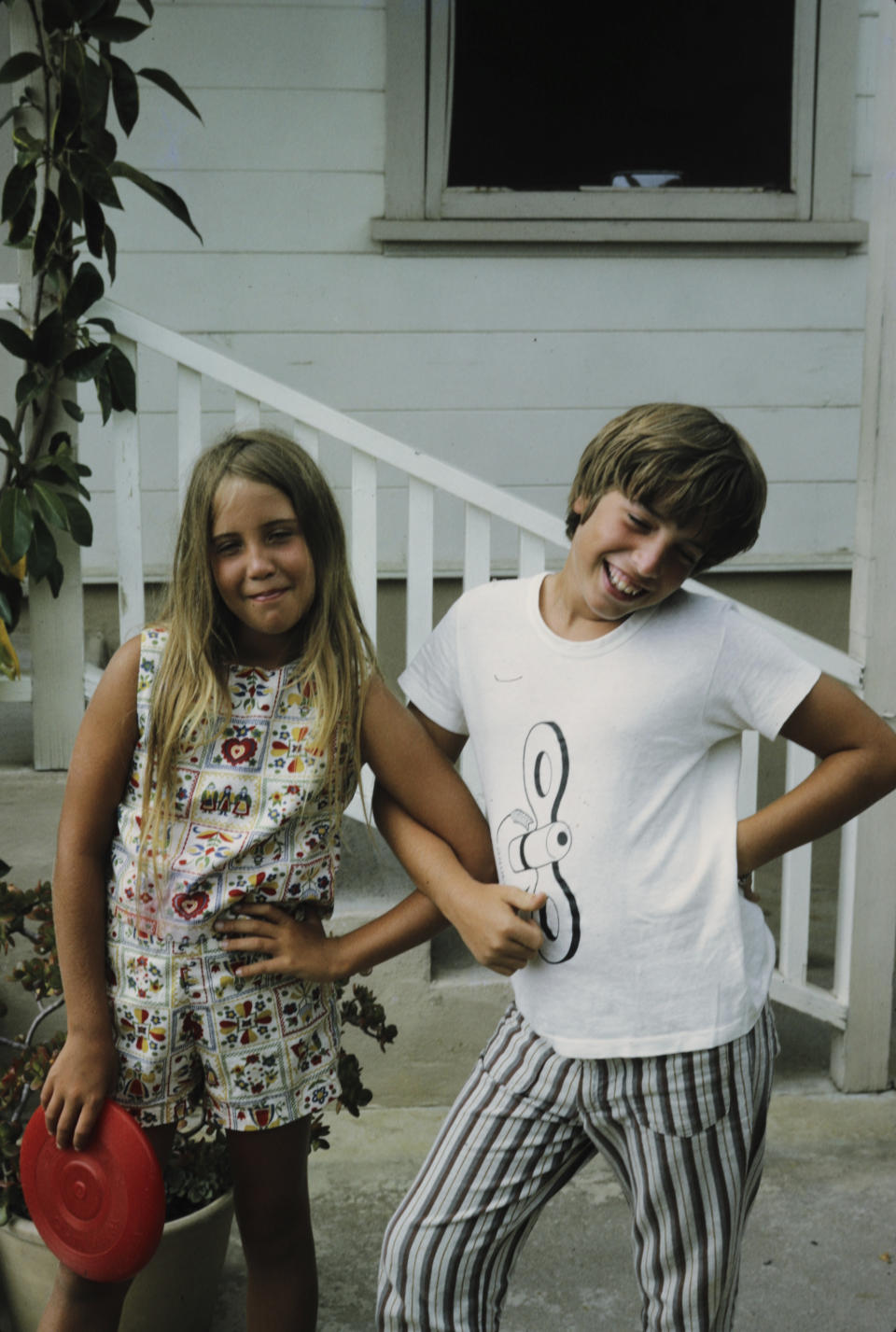 This photo provided by Michael Liedtke shows him with his sister, Diane, in Santa Monica, Cailf., in the summer of 1972. (James Liedtke via AP)