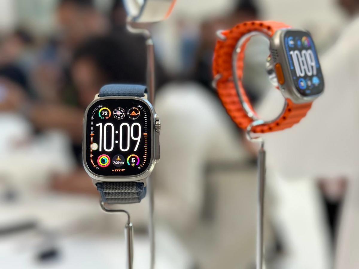 Apple Watch Series 9 First Look: Double Tap Gesture, Faster Performance -  CNET