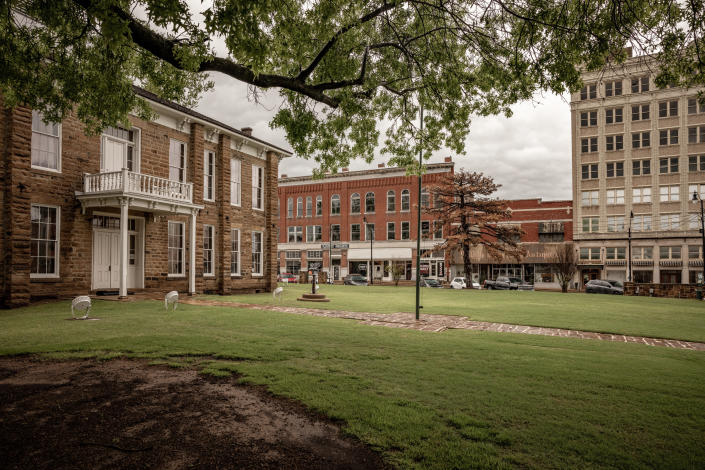 A public putting green in downtown Okmulgee, Okla., May 2, 2022. (Shane Brown/The New York Times)