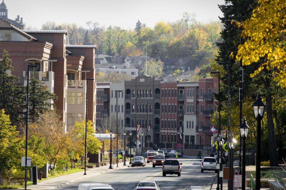 <p>When your town is considered the birthplace of Minnesota, it would be a shame not to its honor history. Though the historic architecture does just that, we prefer to celebrate the past through the <a href="http://www.discoverstillwater.com/shopping/antiques/" rel="nofollow noopener" target="_blank" data-ylk="slk:many, many antique stores;elm:context_link;itc:0;sec:content-canvas" class="link ">many, many antique stores</a> in the town. <a href="http://www.midtownantiques.com/" rel="nofollow noopener" target="_blank" data-ylk="slk:Midtown Antiques;elm:context_link;itc:0;sec:content-canvas" class="link ">Midtown Antiques</a> is considered the Midwest's biggest antiques mall, with three floors to happily wander.</p>