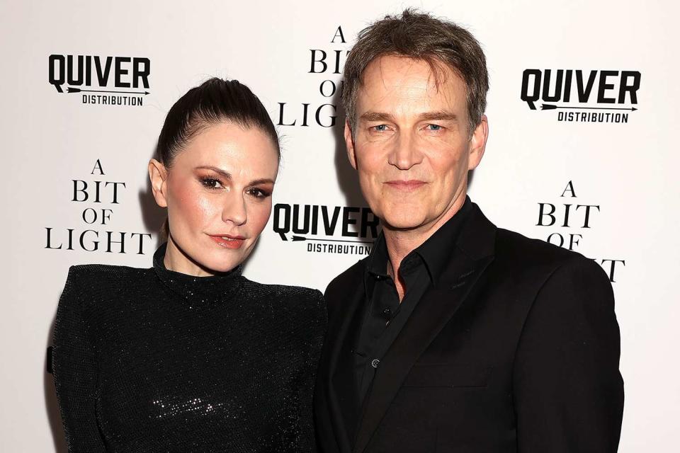 <p>Dave Allocca/StarPix/Shutterstock</p> Anna Paquin (L) and Stephen Moyer (R)