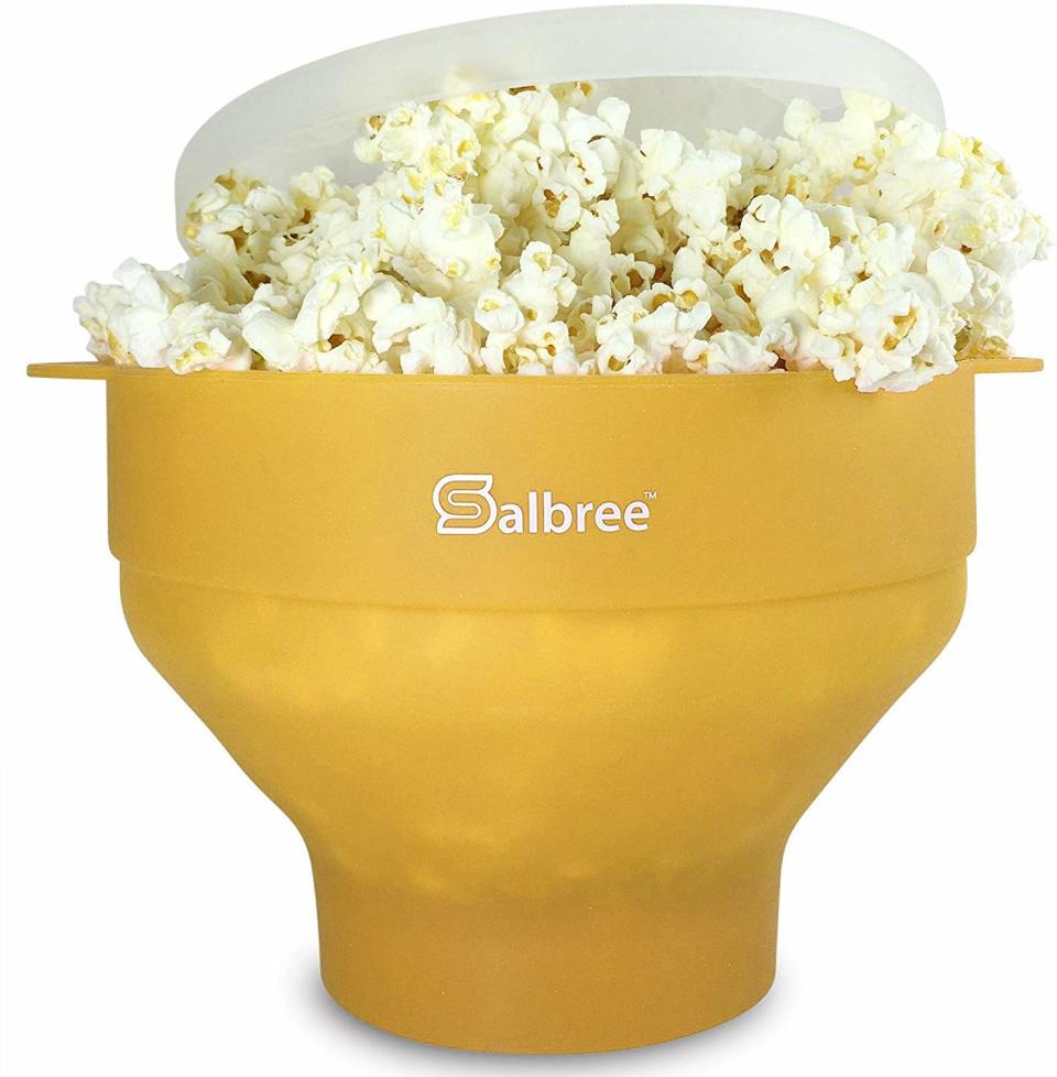 Salbree Microwave Popcorn Popper. (Photo: Amazon)