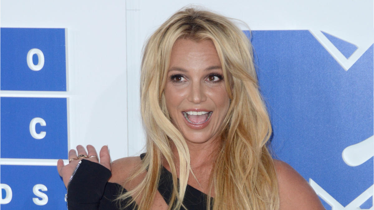 Britney Spearss Dad Jamie Agrees To Step Down As Conservator 