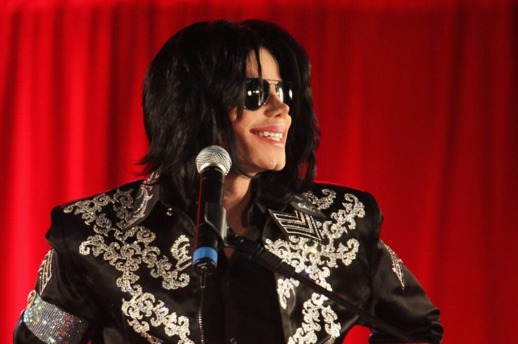 Michael Jackson Announces Plans For Summer Residency At The O2 Arena