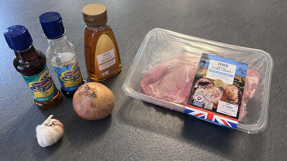 Ingredients for air fryer pork chops