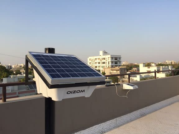 An air quality monitor built by Oizom, one of the makers working with India Open Data Association.