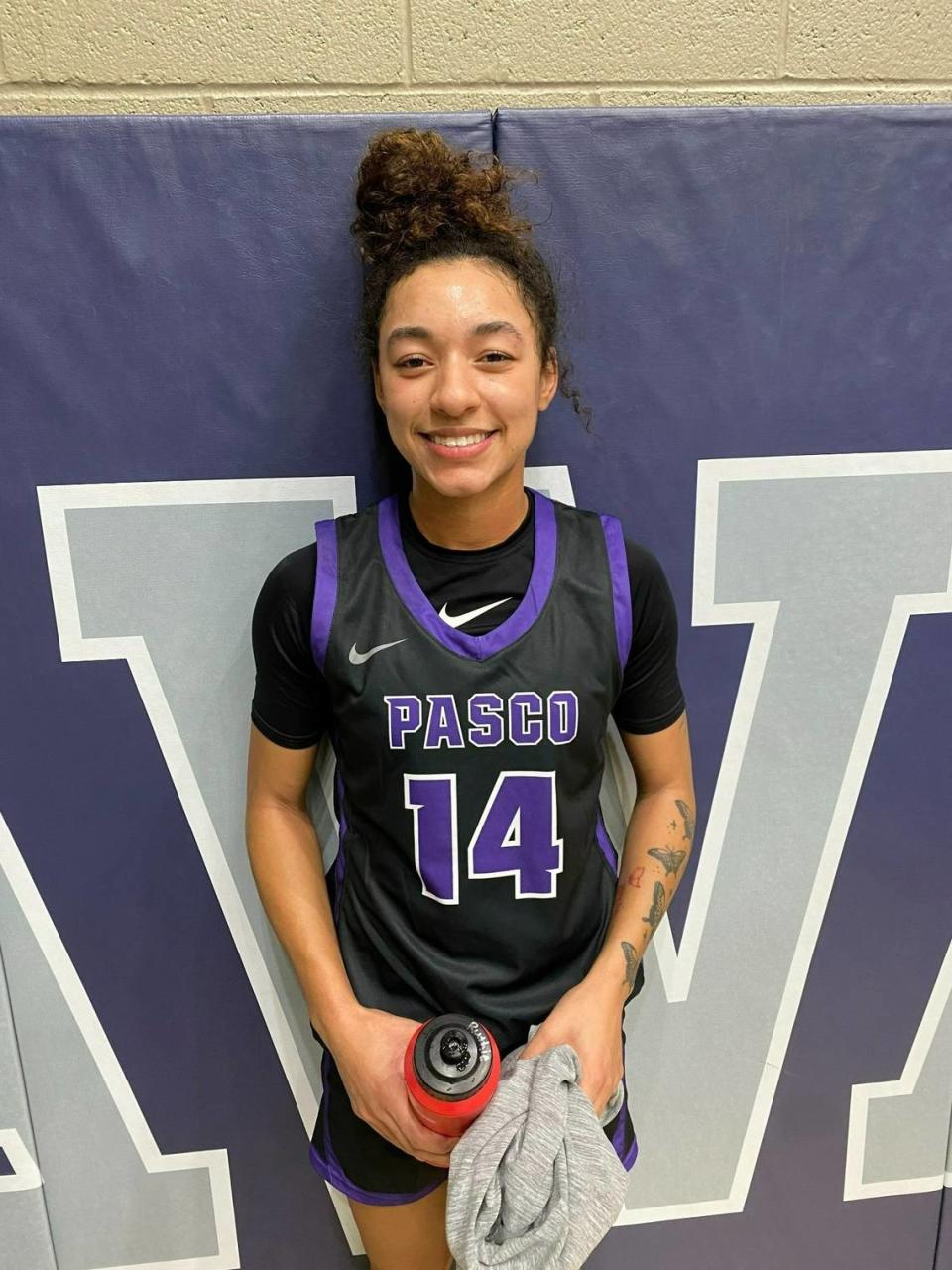 Pasco High Bulldogs star guard Mya Groce scored 20 points in a 70-46 win at Hermiston