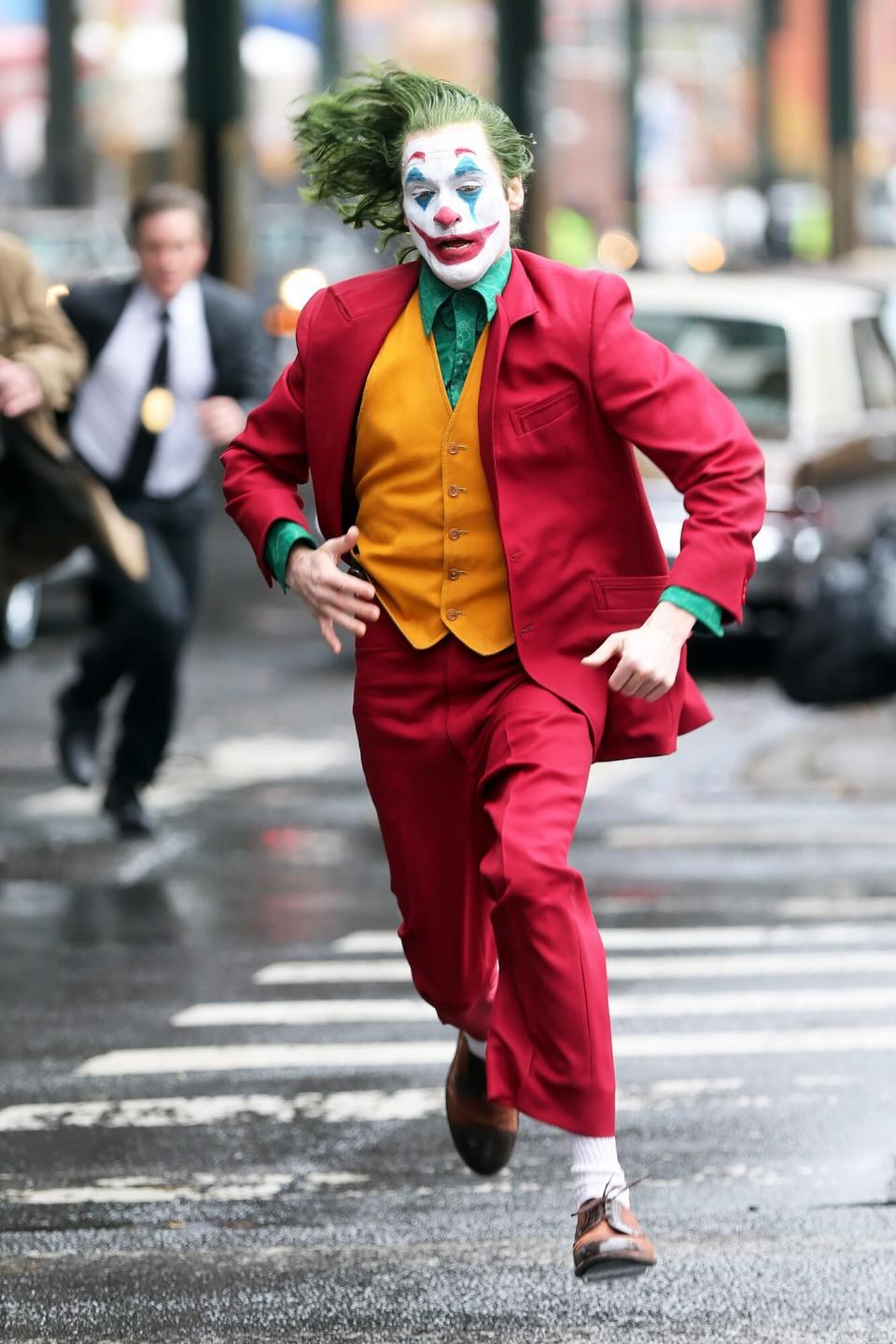 Joaquin Phoenix Filming Todd Phillips "The Joker"