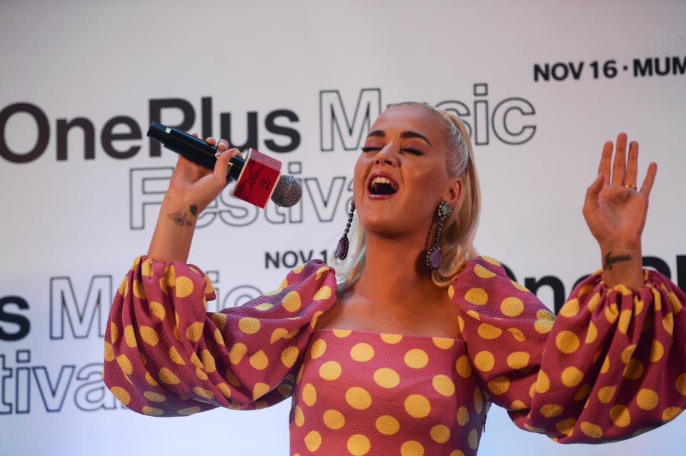 US singer/songwriter Katy Perry sings at a press conference in Mumbai on November 12, 2019, ahead of her concert on November 16 at the OnePlus Music Festival. (Photo by Punit PARANJPE / AFP) (Photo by PUNIT PARANJPE/AFP via Getty Images)