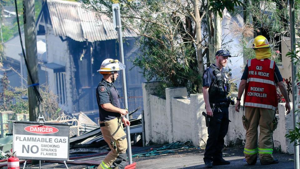 WOOLLOONGABBA FIRE FOLLOW