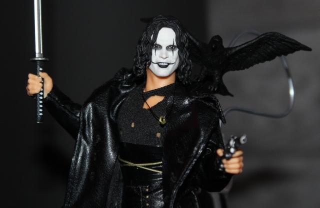 Toy Review: Mezco One: 12 Collective The Crow (& Bonus Figures)