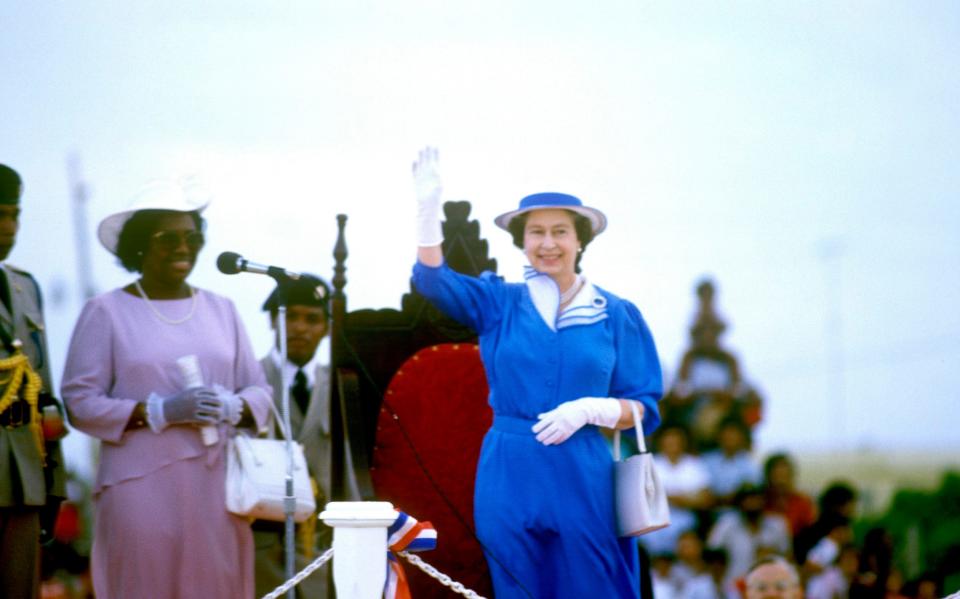  Queen Elizabeth II, Belize, 9th October 1985. - John Shelley Collection/Avalon/Getty Images