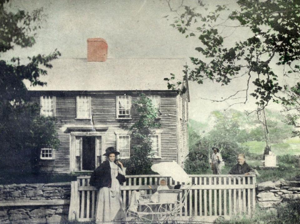 The Benjamin Lincoln House, in an undated image in the Taunton Public Library Louis H. Benton photographs collection.