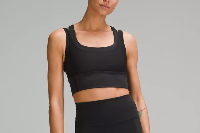 <p>lululemon</p>