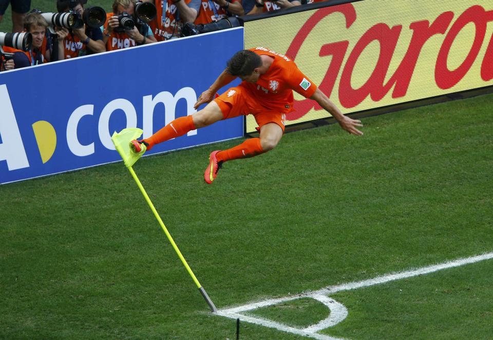 Klaas-Jan Huntelaar of the Netherlands celebrates after scoring a goal during the 2014 World Cup round of 16 game between Mexico and the Netherlands at the Castelao arena