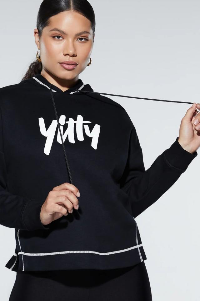 Lizzo Rocked Her Shapewear Line on 'SNL': Here's Where You Can Buy a Yitty  Hoodie - Yahoo Sports