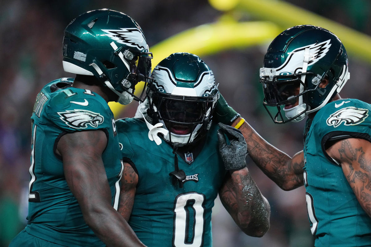 Eagles land top spot in ranking of all 32 NFL teams' throwback and