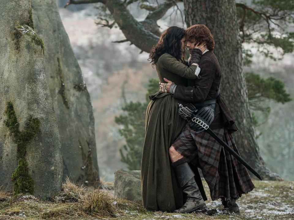 Jamie Fraser (Sam Heughan) and Claire Fraser (Caitríona Balfe).