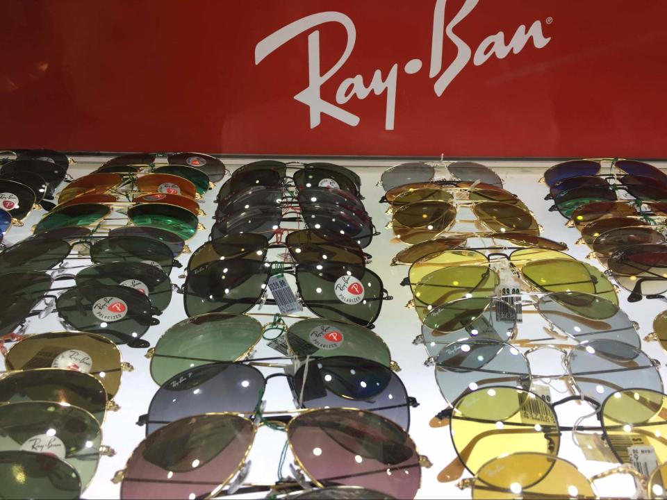 mustafa-rayban