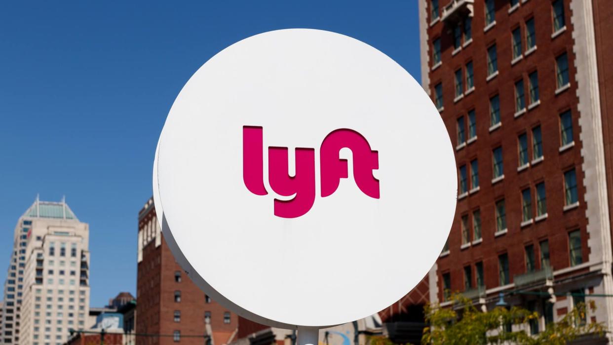 Lyft ride sharing service sign