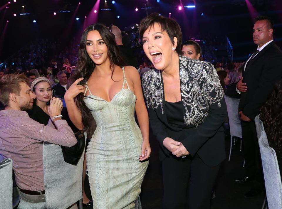 Kim Kardashian, Kris Jenner, 2019 E! People's Choice Awards, Candids