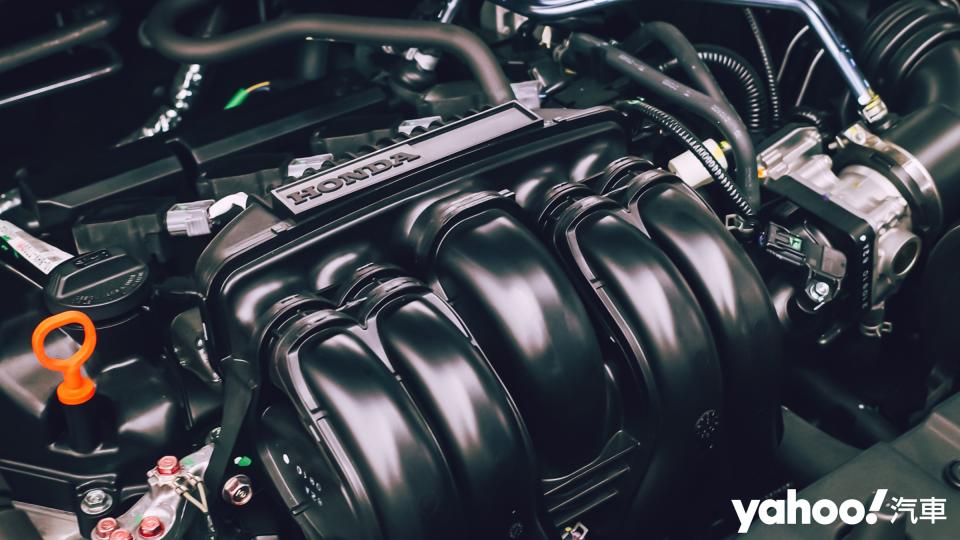與Fit相同的1.5升i-VTEC直列四缸NA引擎，帶來121ps/14.8kgm最大輸出。