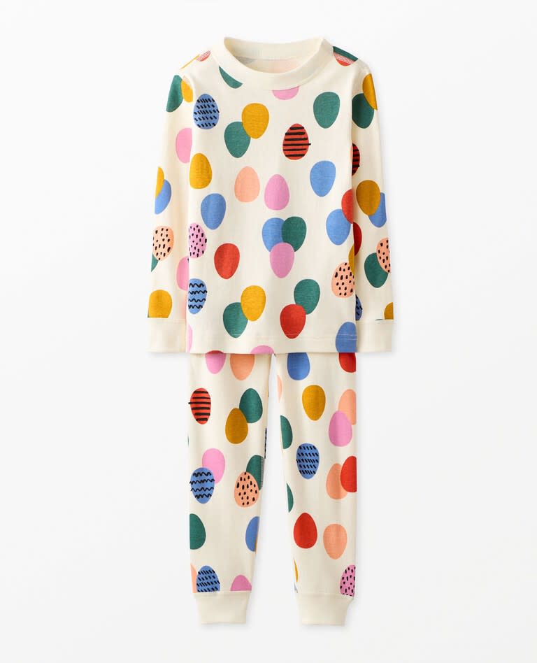 <p><a href="https://go.redirectingat.com?id=74968X1596630&url=https%3A%2F%2Fwww.hannaandersson.com%2Fpajamas-kids-long-johns%2F47684-1FJ.html%3Fdwvar_47684-1FJ_color%3D1FJ&sref=https%3A%2F%2Fwww.thepioneerwoman.com%2Fholidays-celebrations%2Fg35421414%2Ffamily-easter-pajamas%2F" rel="nofollow noopener" target="_blank" data-ylk="slk:Shop Now;elm:context_link;itc:0;sec:content-canvas" class="link rapid-noclick-resp">Shop Now</a></p><p>Easter Print Long John Pajama Set</p><p>hannaandersson.com</p><p>$33.60</p><span class="copyright">Hanna Andersson</span>