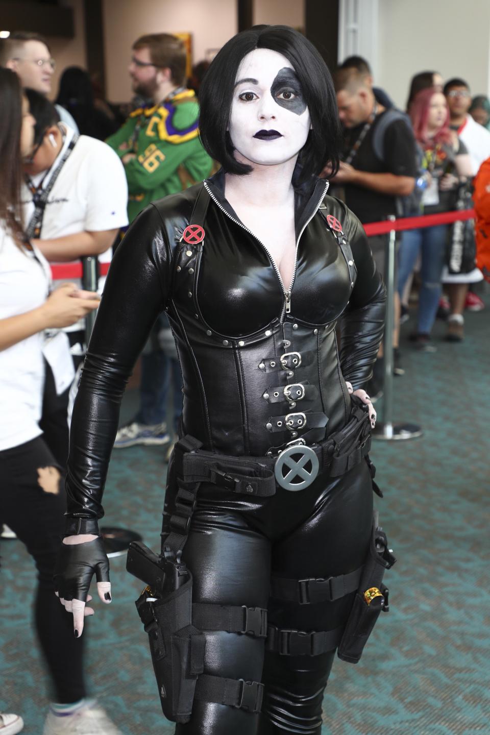 Domino from X-Force cosplayer