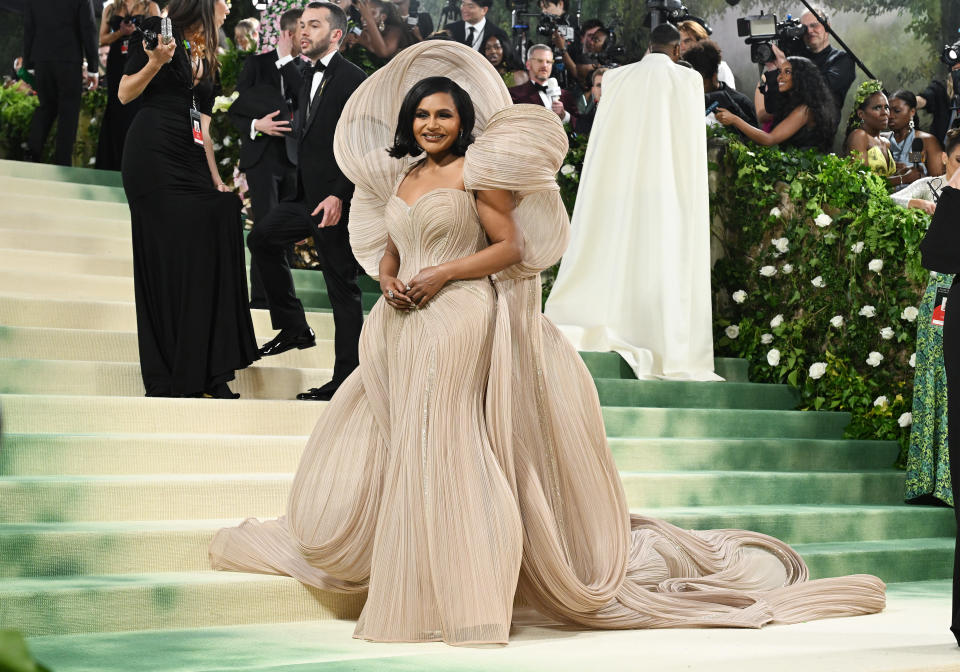 Mindy Kaling at the 2024 Met Gala: "Sleeping Beauties: Reawakening Fashion" held at The Metropolitan Museum of Art on May 6, 2024 in New York City.