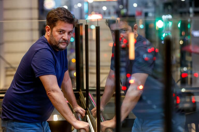 Pasó por el fútbol y el rugby, pero lo que más le interesaba, desde chico, era actuar, asegura Pablo Rago