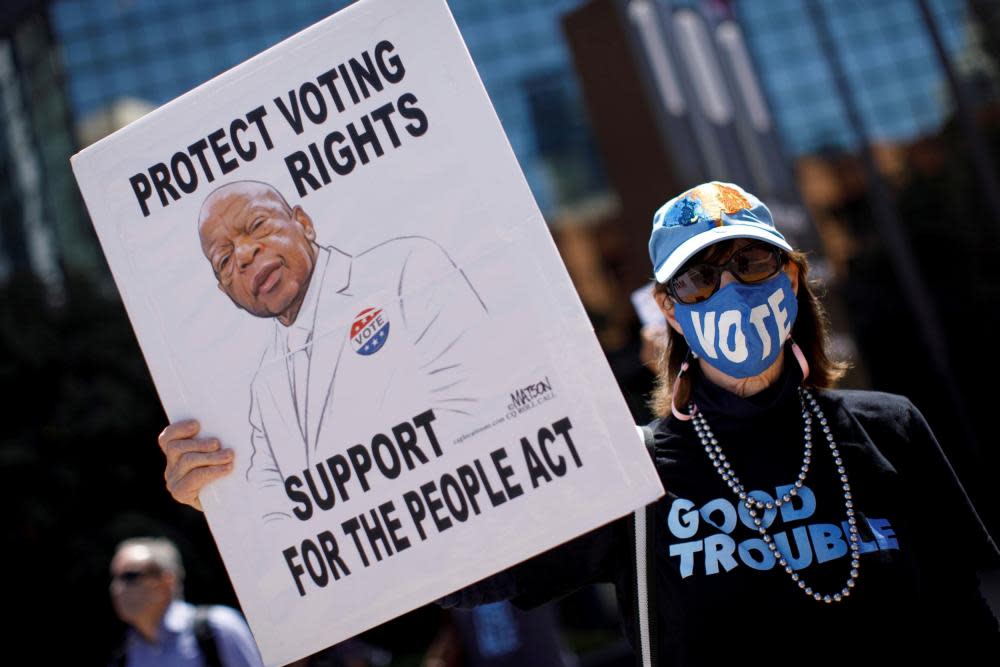 <span>Photograph: Mike Blake/Reuters</span>