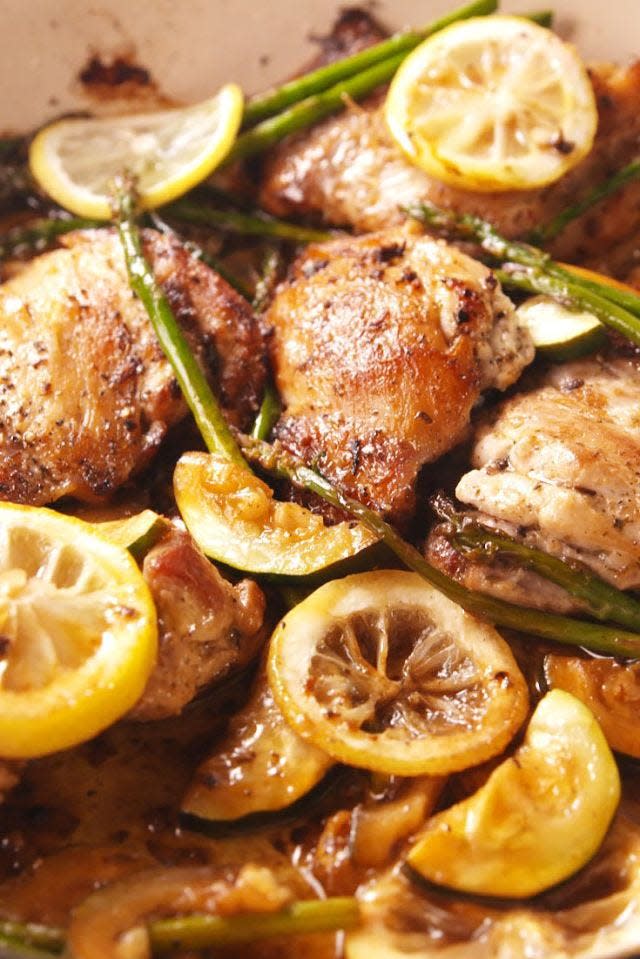 <p>Garlic lovers, this chicken is for you.</p><p>Get the <a href="https://www.delish.com/uk/cooking/recipes/a29099287/garlicky-greek-chicken-recipe/" rel="nofollow noopener" target="_blank" data-ylk="slk:Garlicky Greek Chicken" class="link ">Garlicky Greek Chicken</a> recipe.</p>