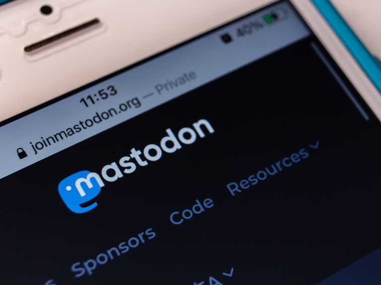 La red social Mastodon, que hasta ahora figura como una de las alternativas más seguras a Twitter, ha registrado 40.000 nuevos usuarios en un solo día después de que Elon Musk adquiriese esta otra plataforma por un valor de 44.000 millones de dólares