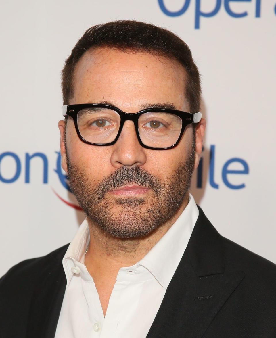 After: Jeremy Piven