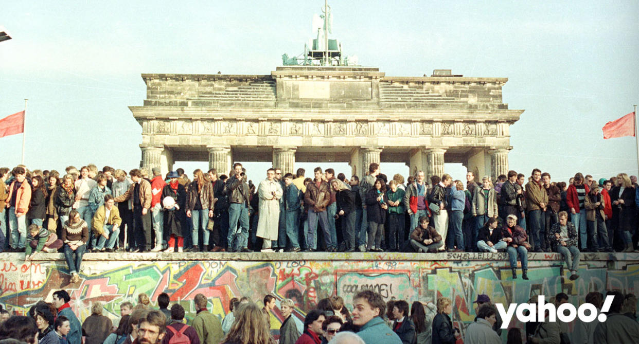 Fall of the Berlin Wall anniversary November 9 1989