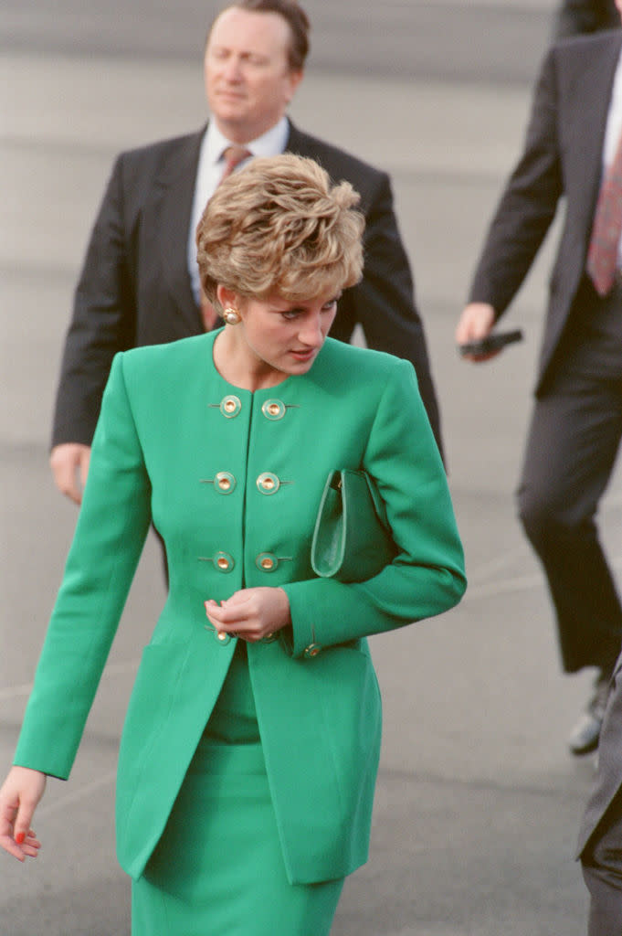 Prinzessin Diana machte alle grün vor Neid, als sie 1992 in Paris, Frankreich, ankam. Foto: Getty Images.