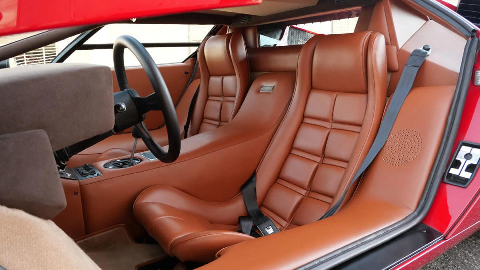 Inside Rod Stewart’s 1977 Lamborghini Countach LP400 Periscopio