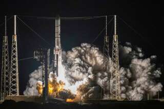 La fusée américaine Vulcan a décollé le 8 janvier 2024 depuis la base de Cap Canaveral, en Floride. Elle transportait le vaisseau spatial Peregrine, qui aurait dû se poser sur la Lune le 23 février prochain.. PHOTO CHANDAN KHANNA/AFP