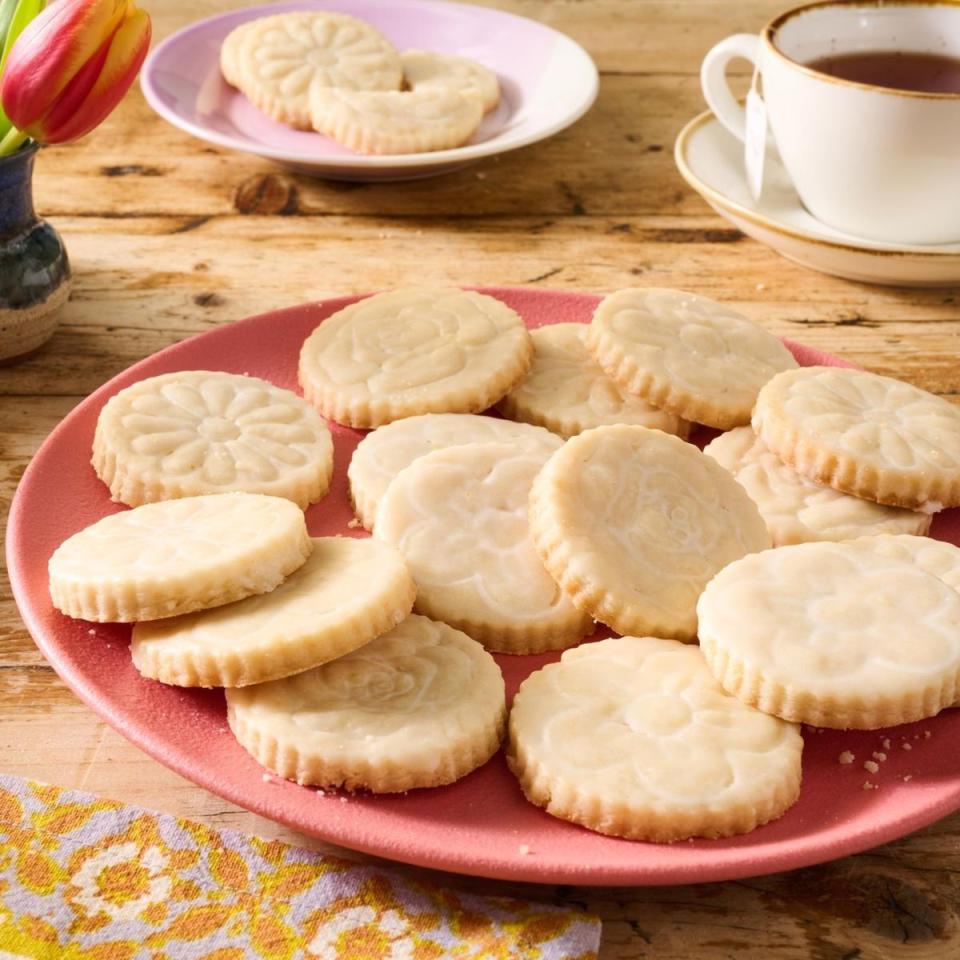 spring cookies lemon shortbread