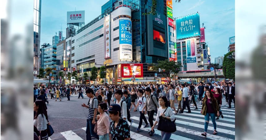 網友到日本玩不想買吃的伴手禮，許多人紛紛推薦他可以買御守送人。（示意圖／Pixabay）