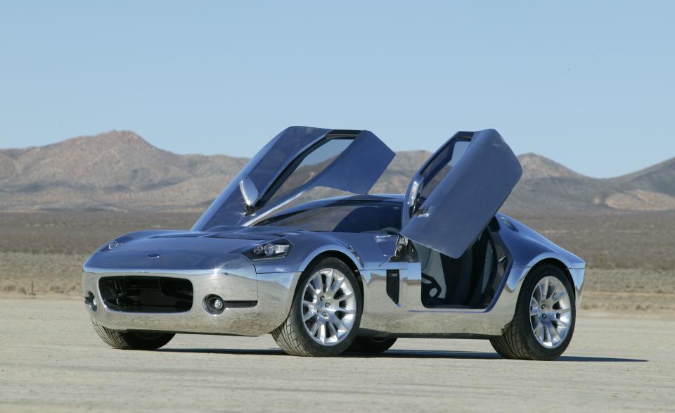 <p>Remember the Shelby GR-1 show car from way back in the early 2000s? That stillborn project is about to come back to life thanks to Superformance, a tuner based in Irvine, California. </p>