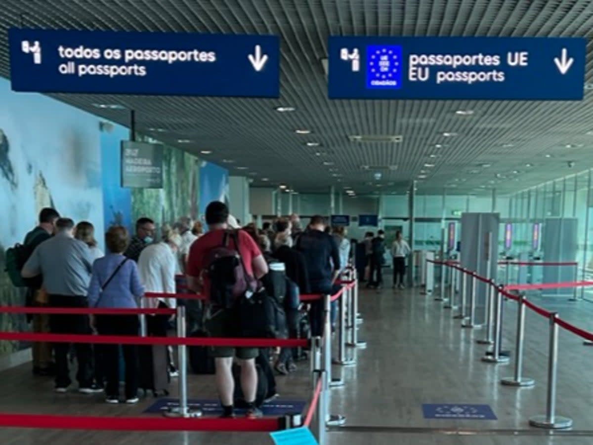 Double standards: British tourists in the non-EU passport queue in Portugal  (Simon Calder )