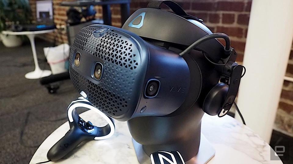 HTC Vive Cosmos