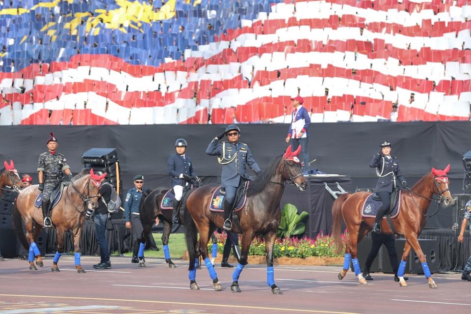 Some 14,885 personnel from 34 contingents took part in the National Day Parade at Putrajaya August 31,2019. — Pictures by Ahmad Zamzahuri