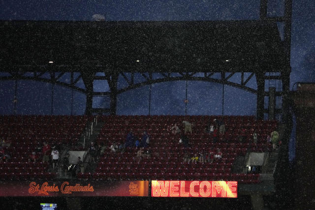 Trevor Williams outduels Miles Mikolas in rain as the Nationals