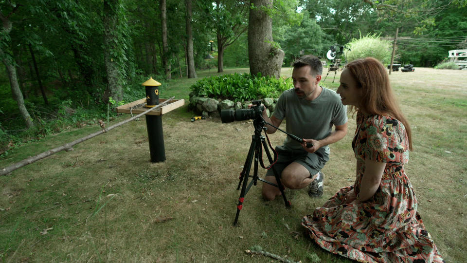 Artist David Bird and correspondent Faith Salie prepare to capture a scene featuring a Becorn. / Credit: CBS News