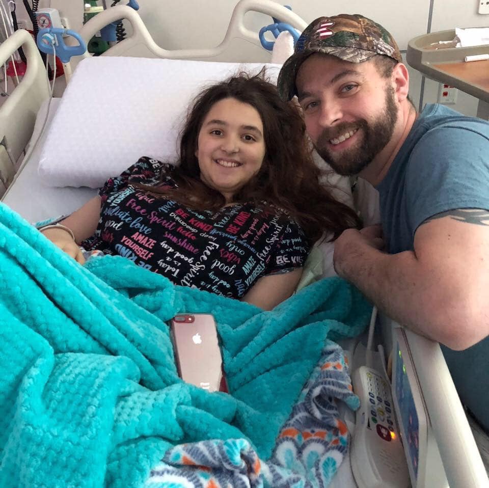 14-year-old Chloe Cress's cancer is in remission and she's going home for Christmas. Pictured here with her father Shawn Cress. (Photo: Courtesy of Shawn Cress)