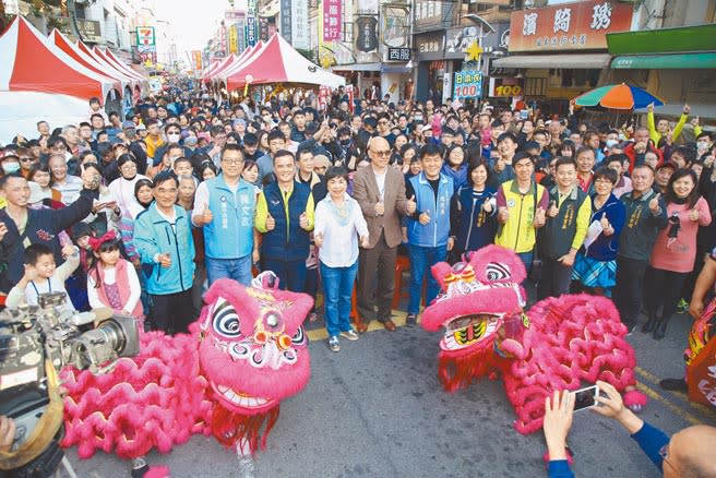 防疫優先，台中市天津街、一中、逢甲商圈等三大年貨大街，自主停辦。（資料照片／盧金足台中傳真）