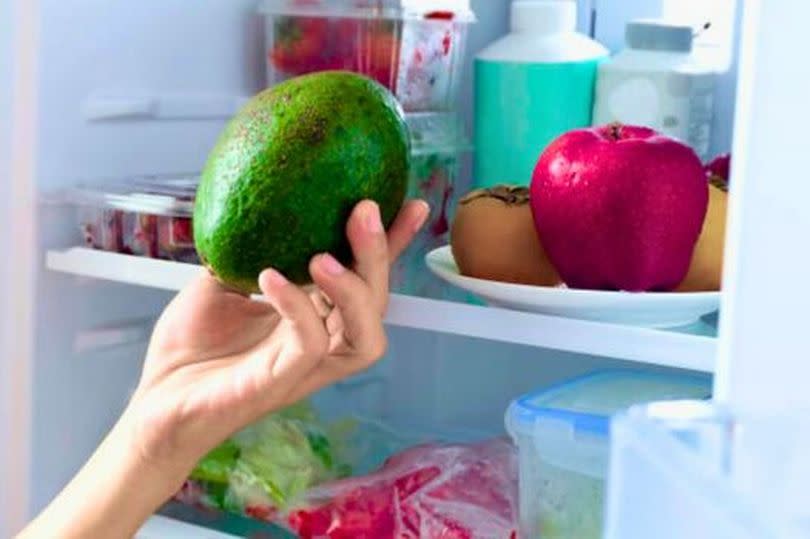 Image of avocado stored in the refrigerator.